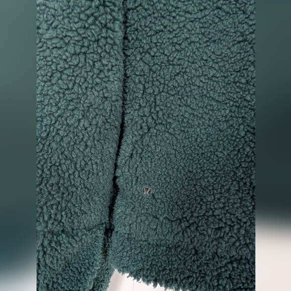 Lululemon Cinchable Fleece Zip-Up, Size 2, Green Jasper - Picture 5 of 5